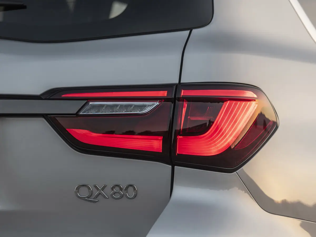 Infiniti QX80 I Рестайлинг 3 Внедорожник 5 дв. — сүрөт 15