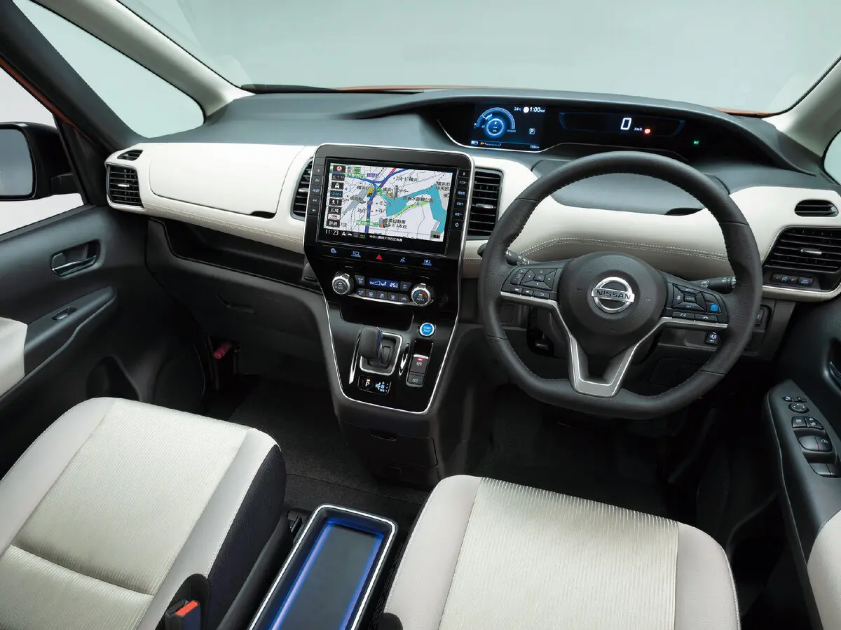 Nissan Serena V (C27) Рестайлинг Минивэн — фото 4