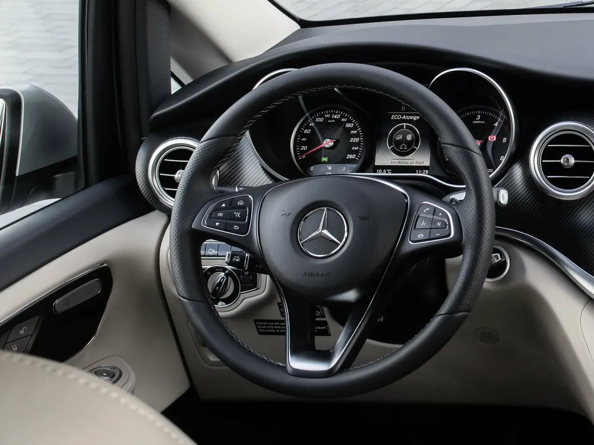 Mercedes-Benz Marco Polo III (W447) Минивэн — 照片 8