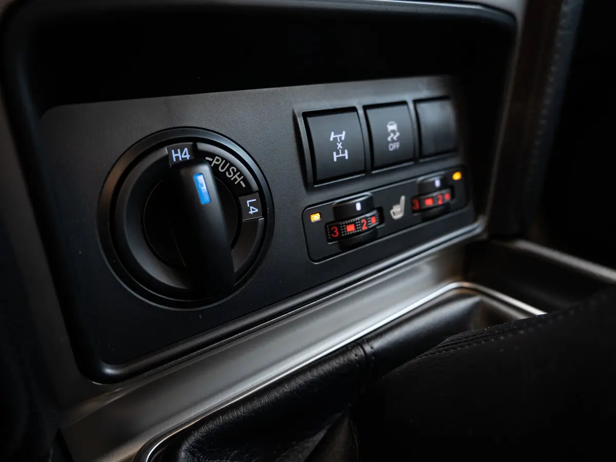 Toyota Land Cruiser Prado 150 Series Рестайлинг 2 Внедорожник 3 дв. — фото 13