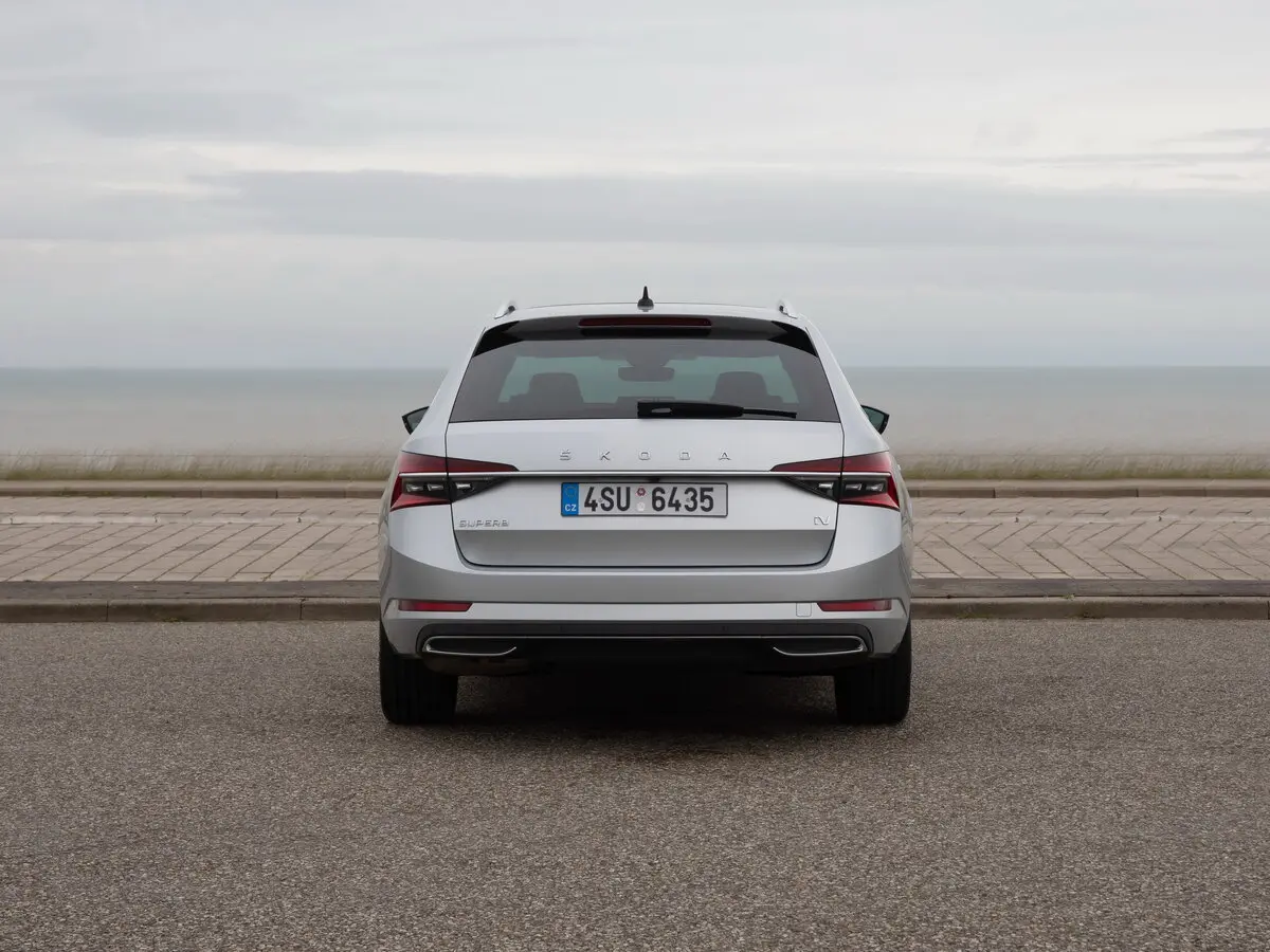 Skoda Superb III Рестайлинг Универсал 5 дв. — сүрөт 4