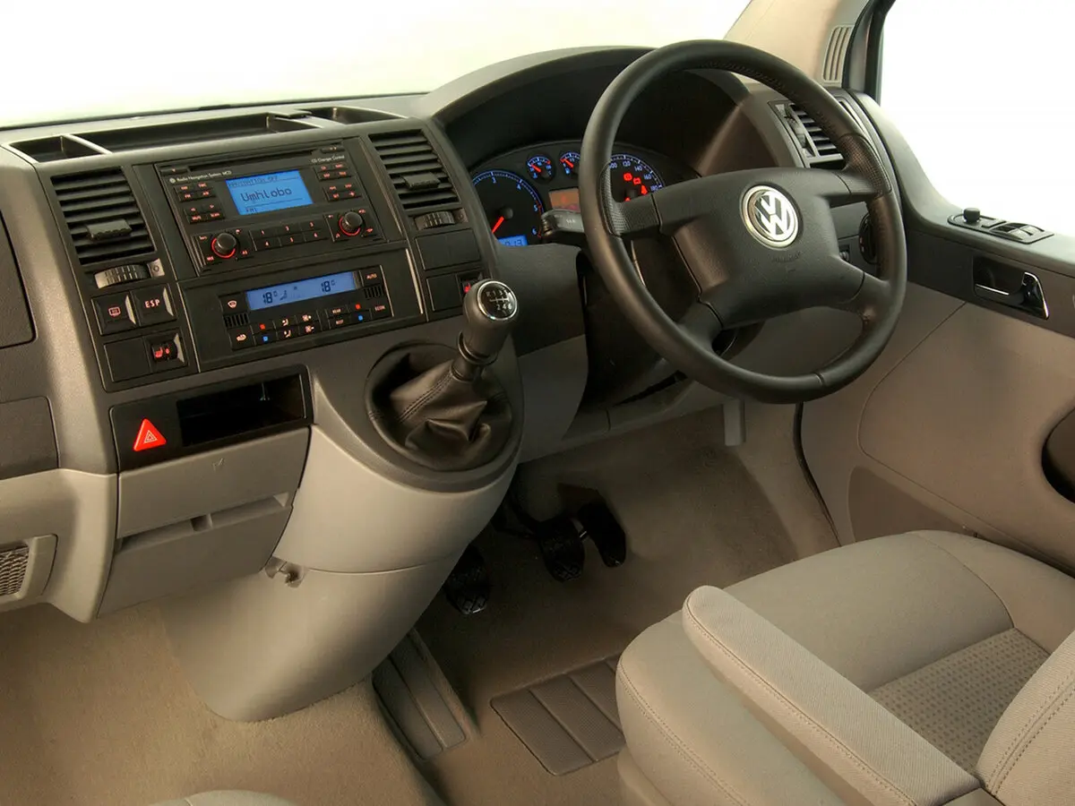 Volkswagen Caravelle T5 Минивэн LWB — сүрөт 7
