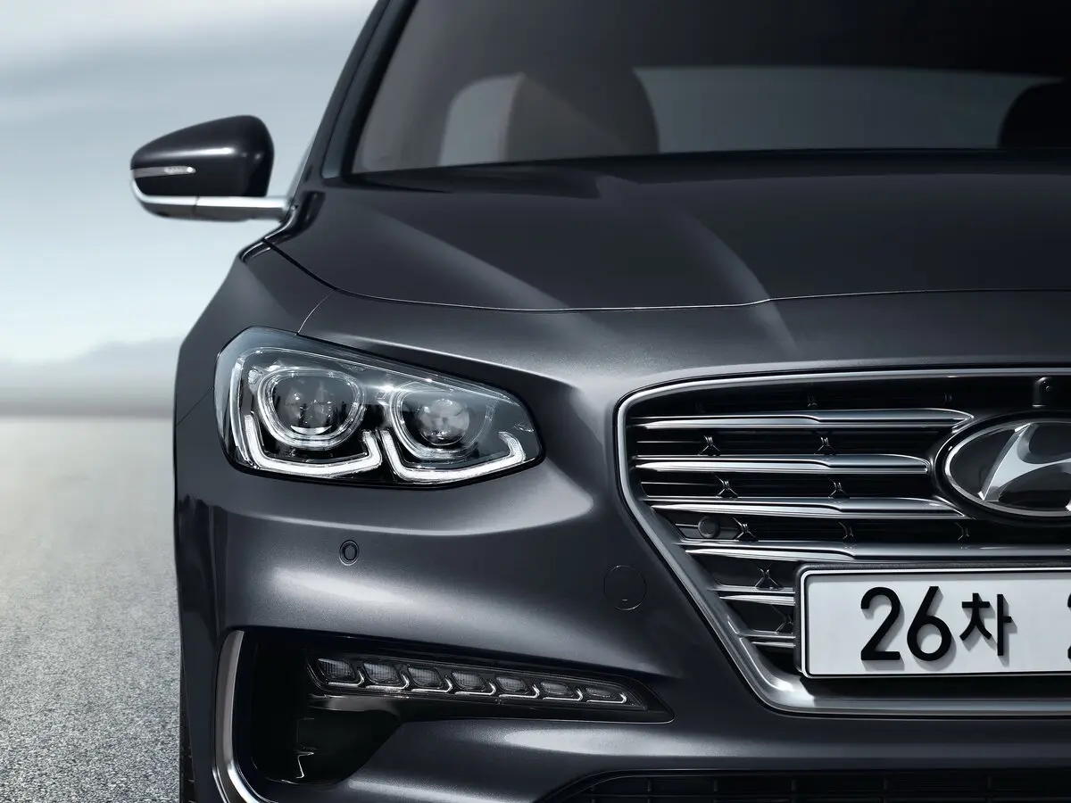 Hyundai Grandeur VI Седан — фото 9