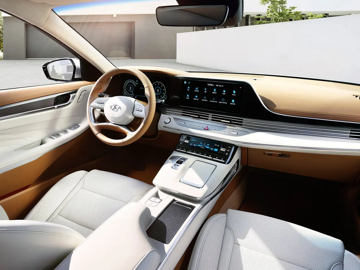 Hyundai Azera III Рестайлинг Седан — сүрөт 6