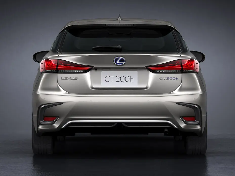 Lexus CT I Рестайлинг 2 Хэтчбек 5 дв. — сүрөт 4