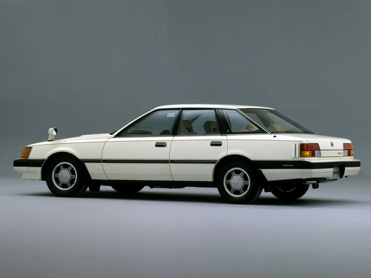 Nissan Leopard I (F30) Седан-хардтоп — сүрөт 4