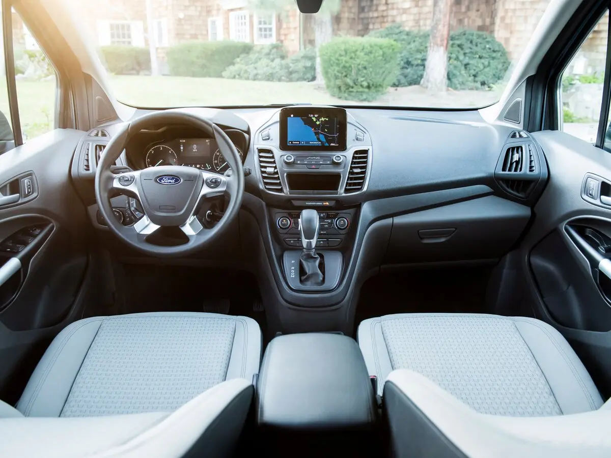 Ford Transit Connect II Рестайлинг Компактвэн LWB — 照片 5