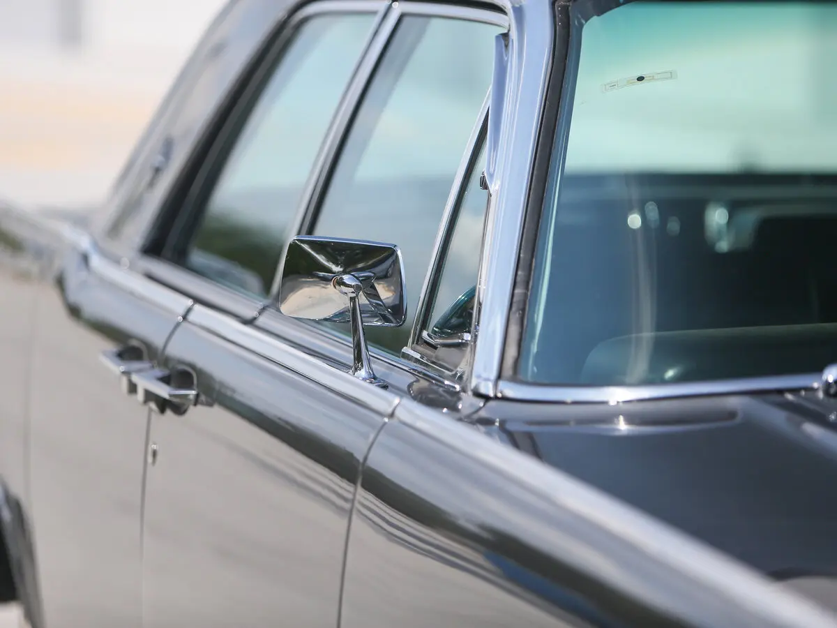 Lincoln Continental IV Седан — сүрөт 9
