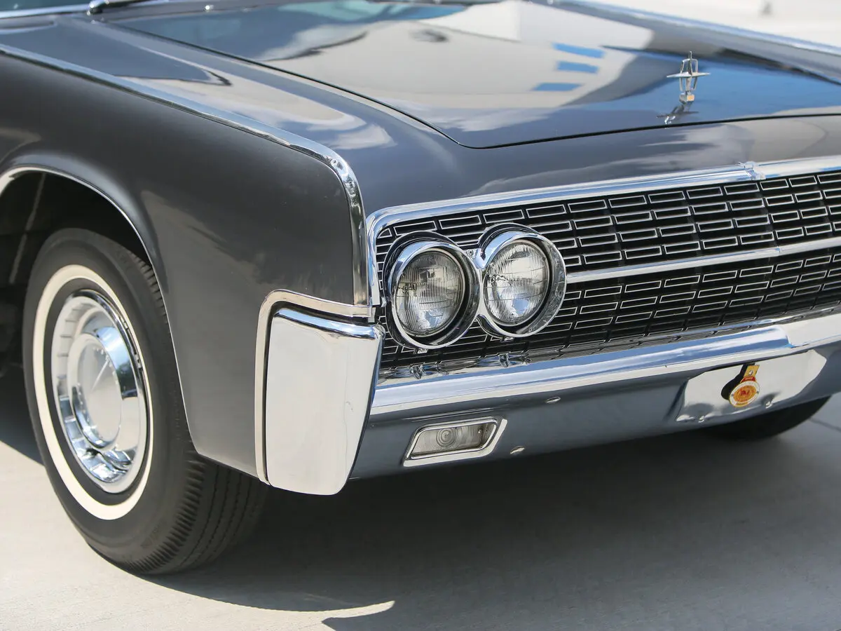 Lincoln Continental IV Седан — сүрөт 10