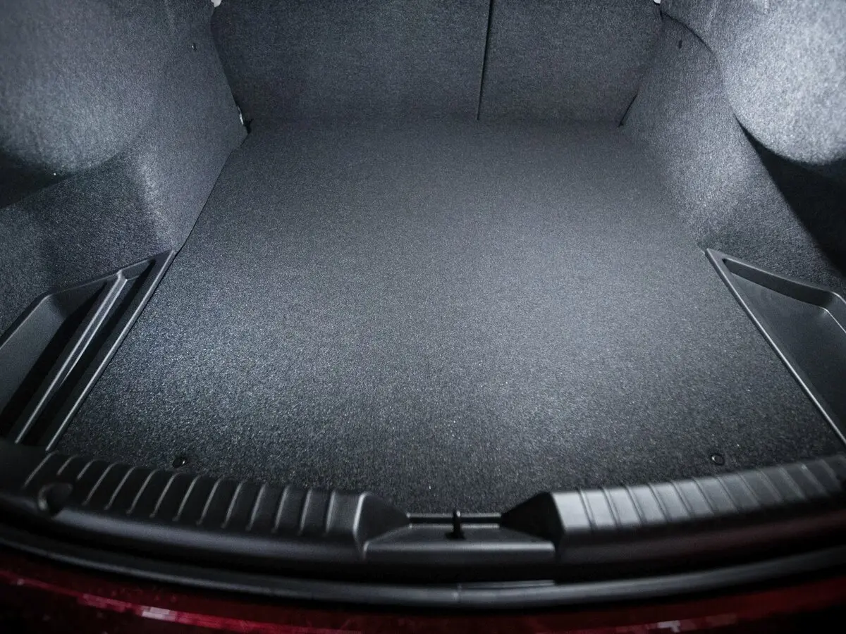 Mazda Atenza III Рестайлинг 2 Седан — сүрөт 11