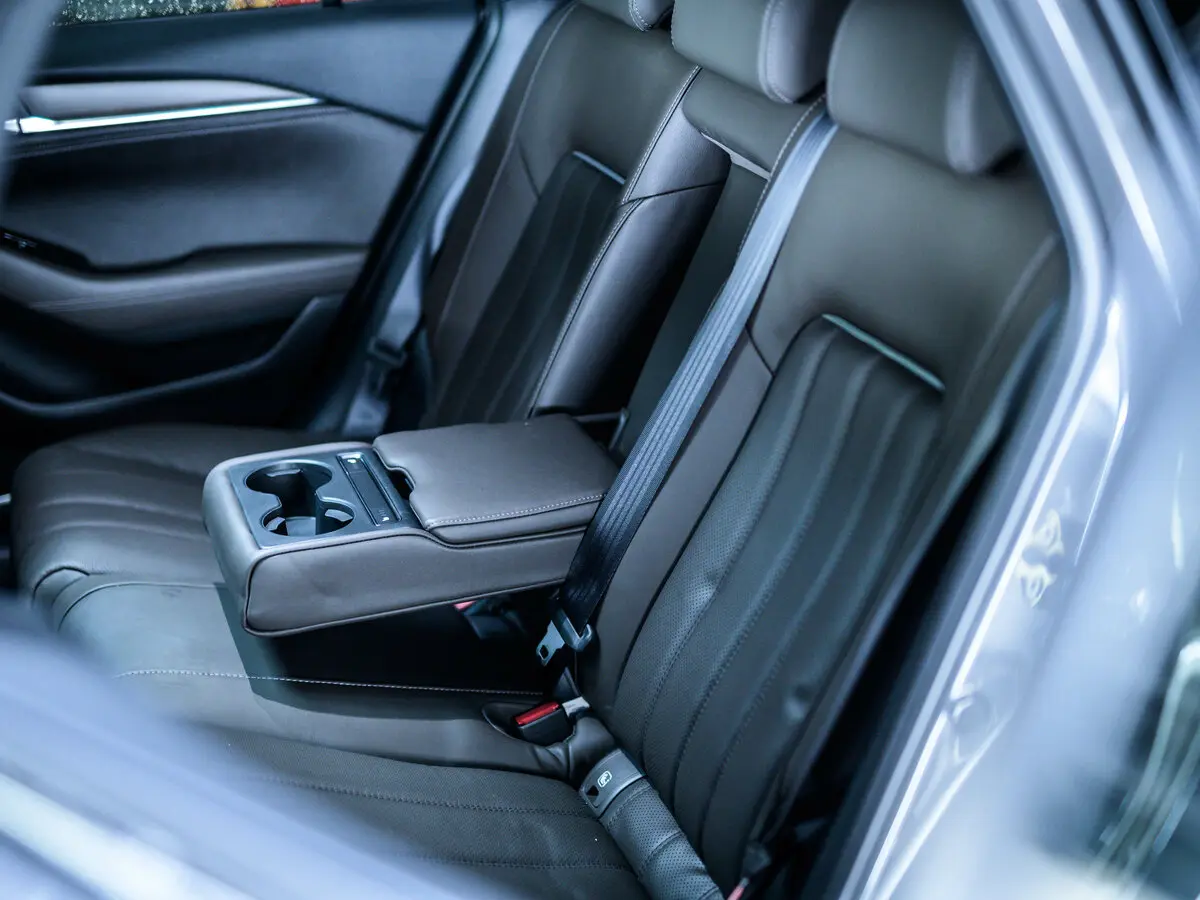Mazda Atenza III Рестайлинг 2 Универсал 5 дв. — сүрөт 6