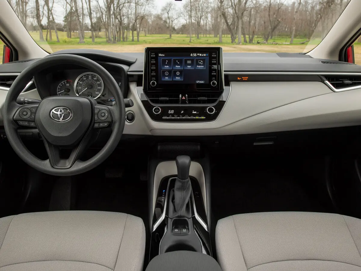 Toyota Corolla XII (E210) Седан Sporty — фото 6