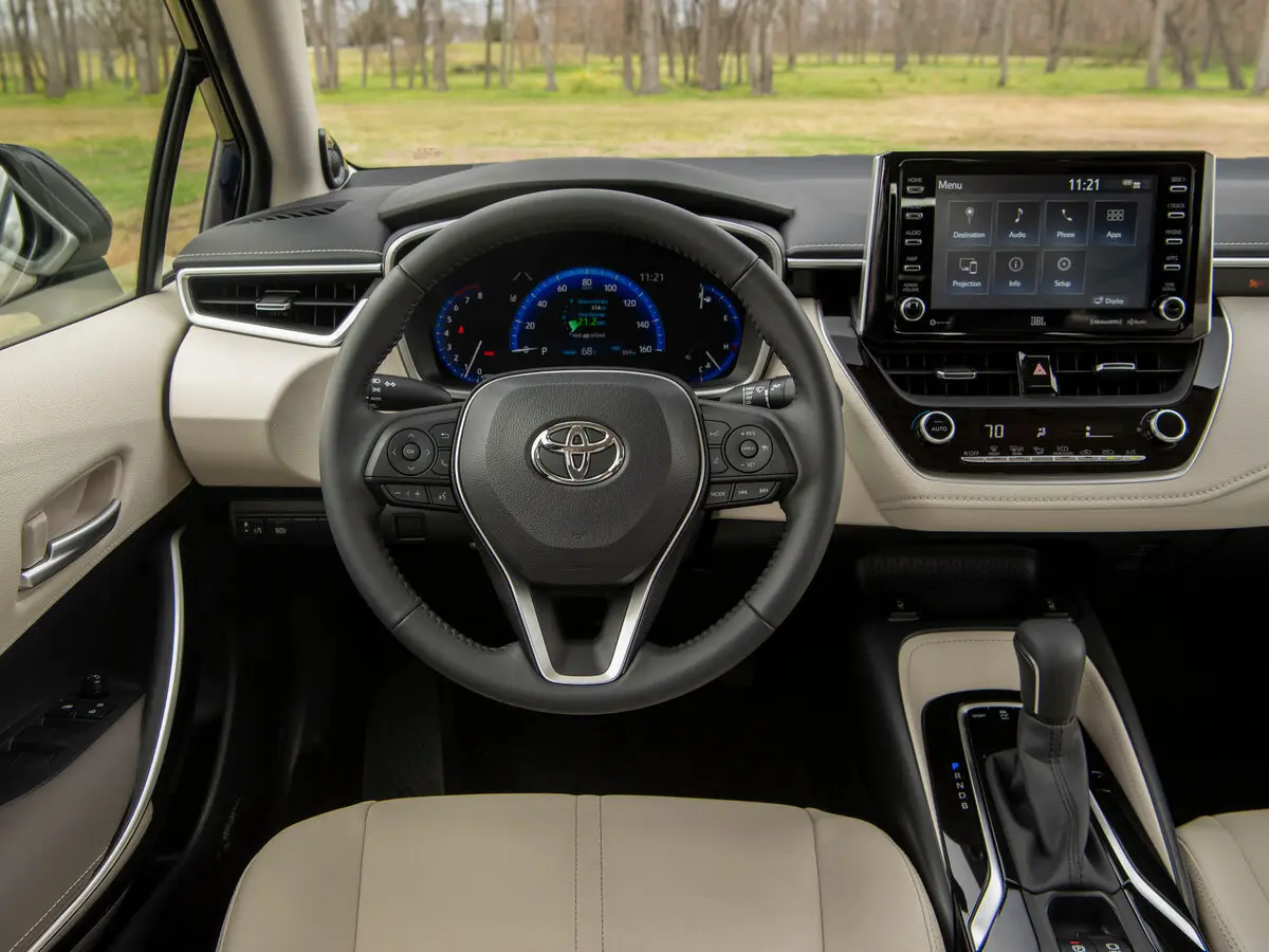 Toyota Corolla XII (E210) Седан Sporty — фото 10