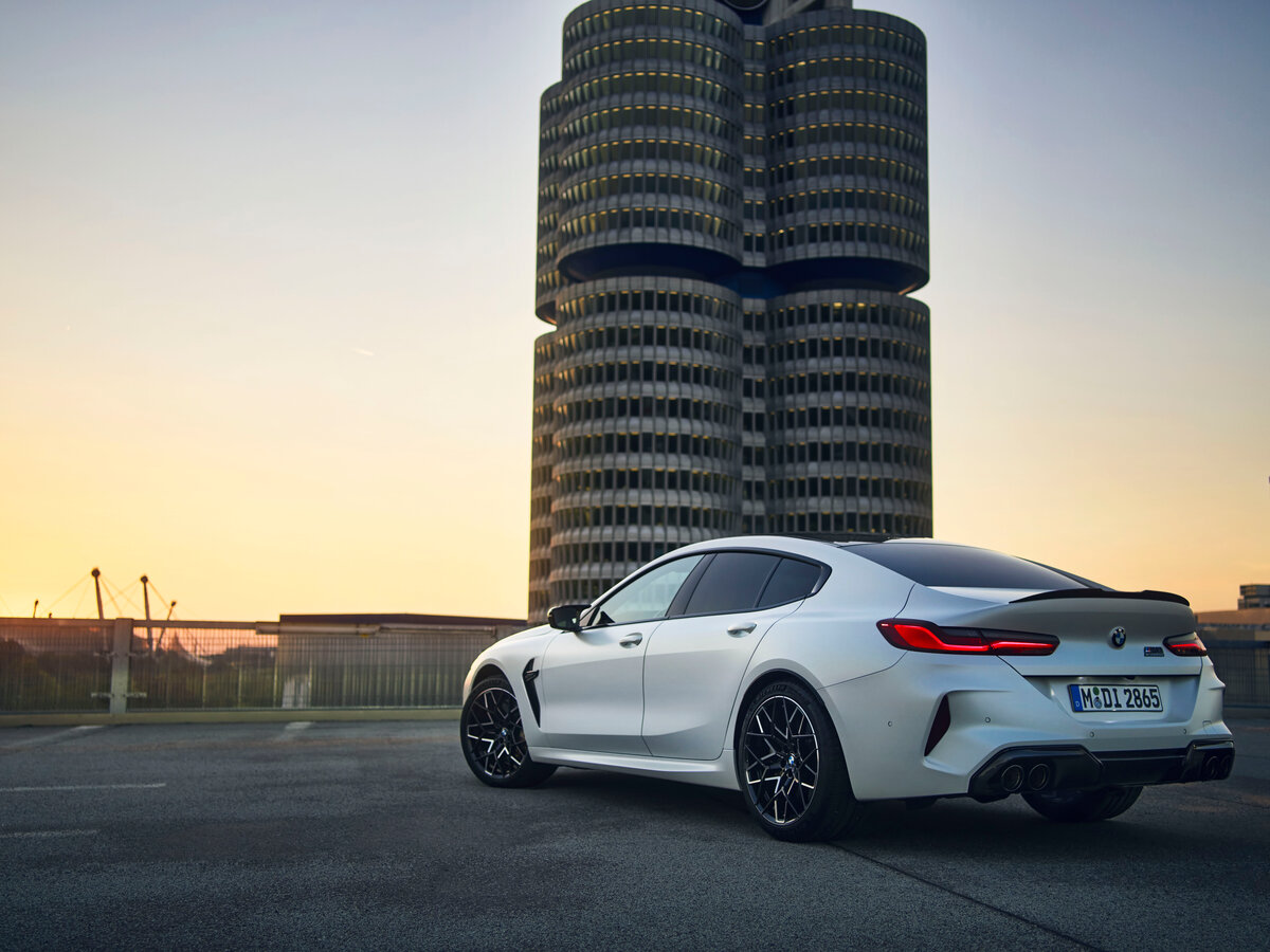BMW M8 I (F91/F92/F93) Рестайлинг Седан Gran Coupe — фото 4