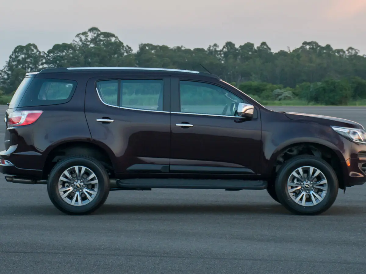Chevrolet TrailBlazer II Рестайлинг Внедорожник 5 дв. — сүрөт 2