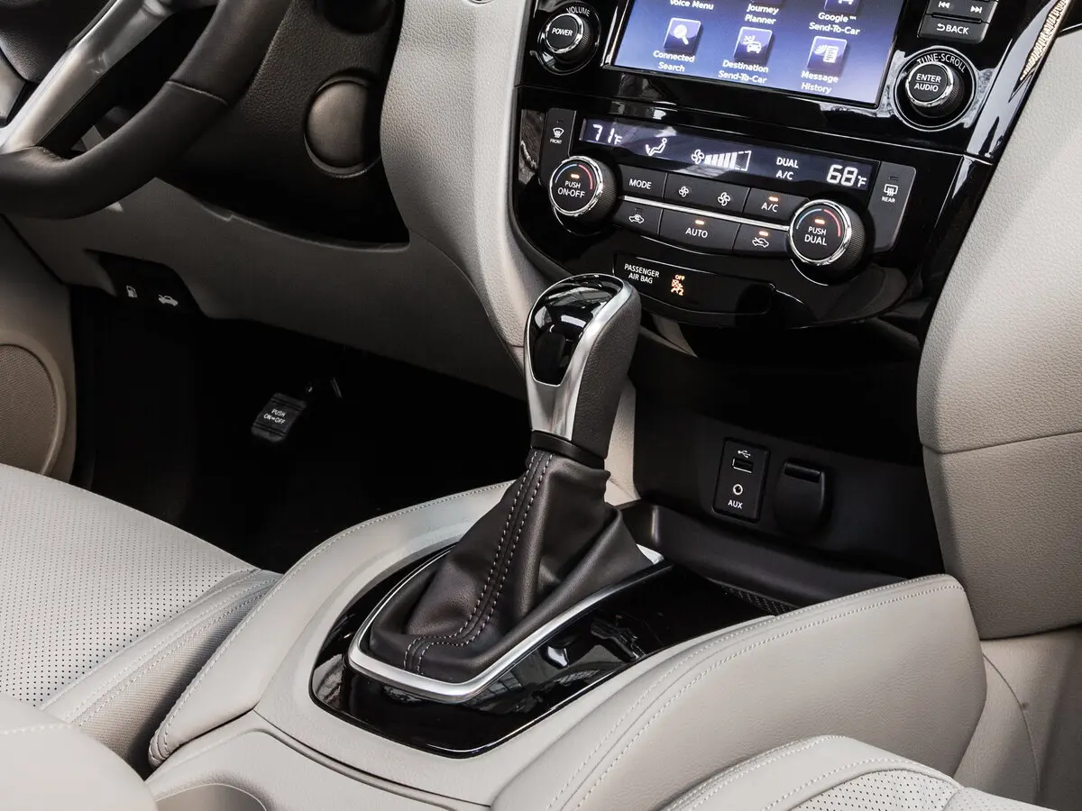 Nissan Rogue Sport I Внедорожник 5 дв. — photo 11
