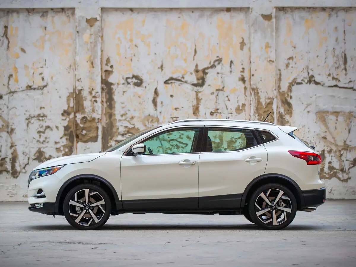 Nissan Rogue Sport I Рестайлинг Внедорожник 5 дв. — сүрөт 2