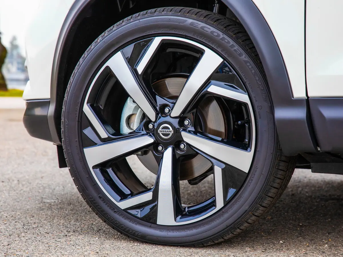 Nissan Rogue Sport I Рестайлинг Внедорожник 5 дв. — сүрөт 17