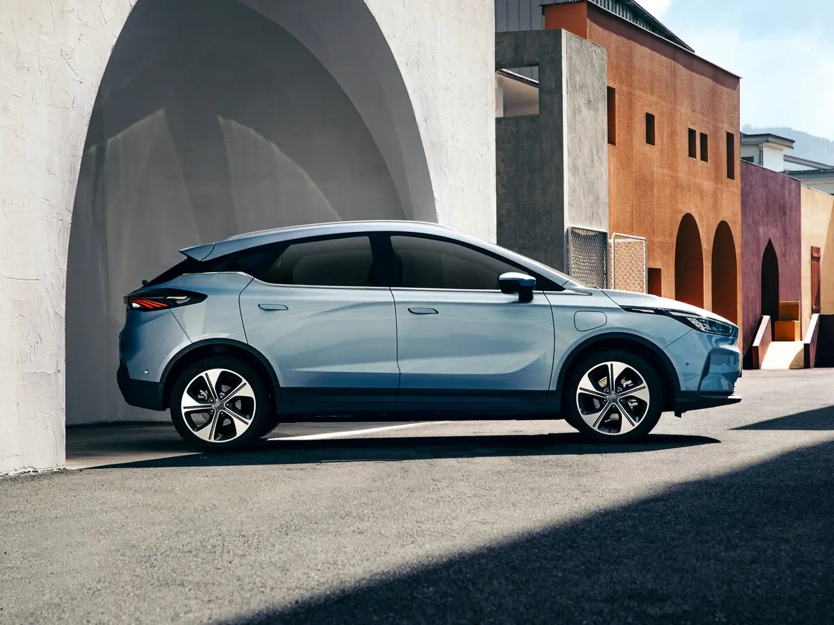 Geely Geometry C 2020 – 2024 Хэтчбек 5 дв. — 照片 2