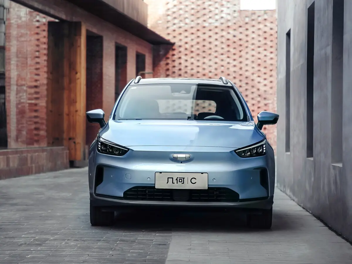 Geely Geometry C 2020 – 2024 Хэтчбек 5 дв. — 照片 3