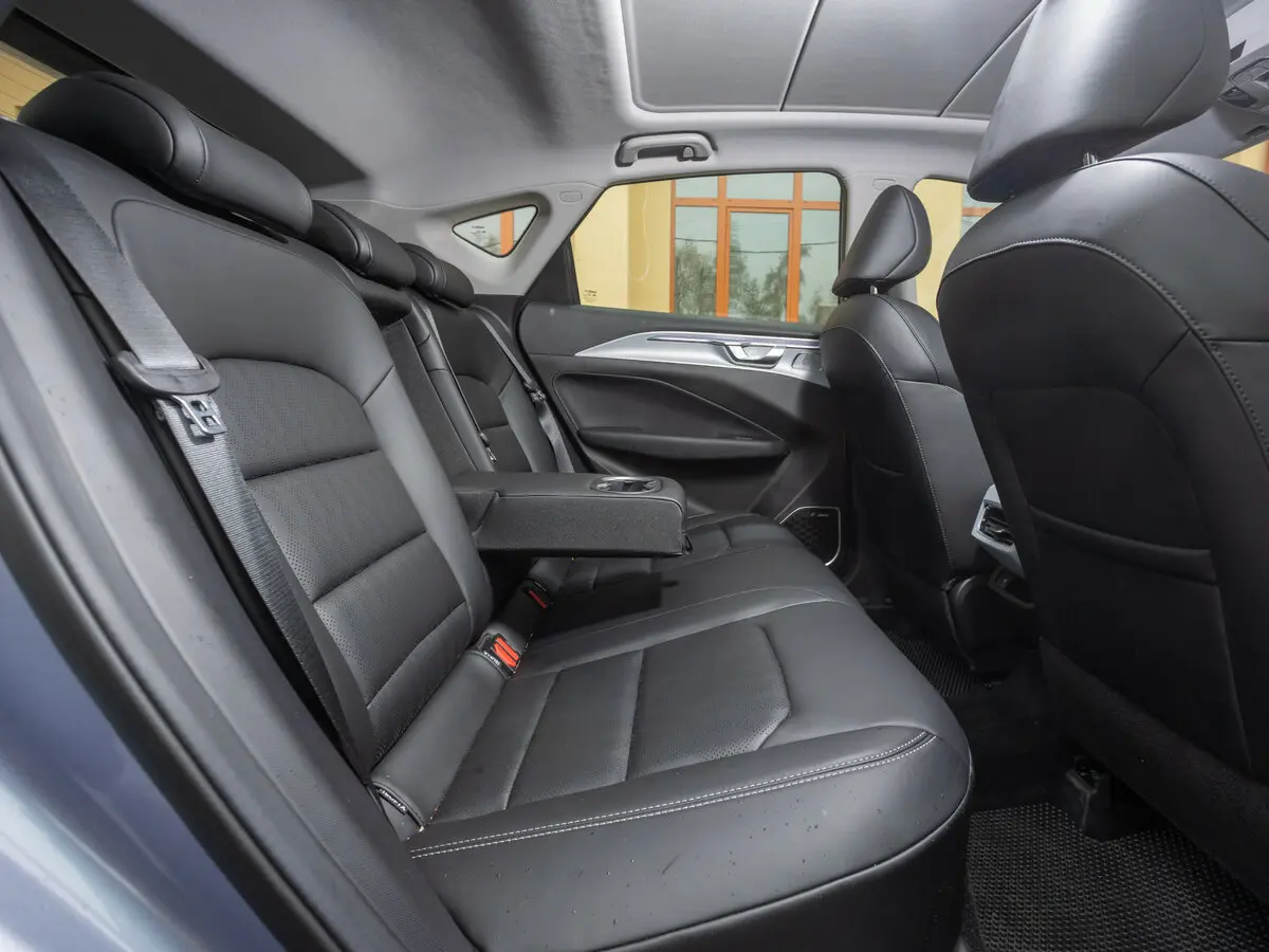 Geely Geometry C 2020 – 2024 Хэтчбек 5 дв. — 照片 24