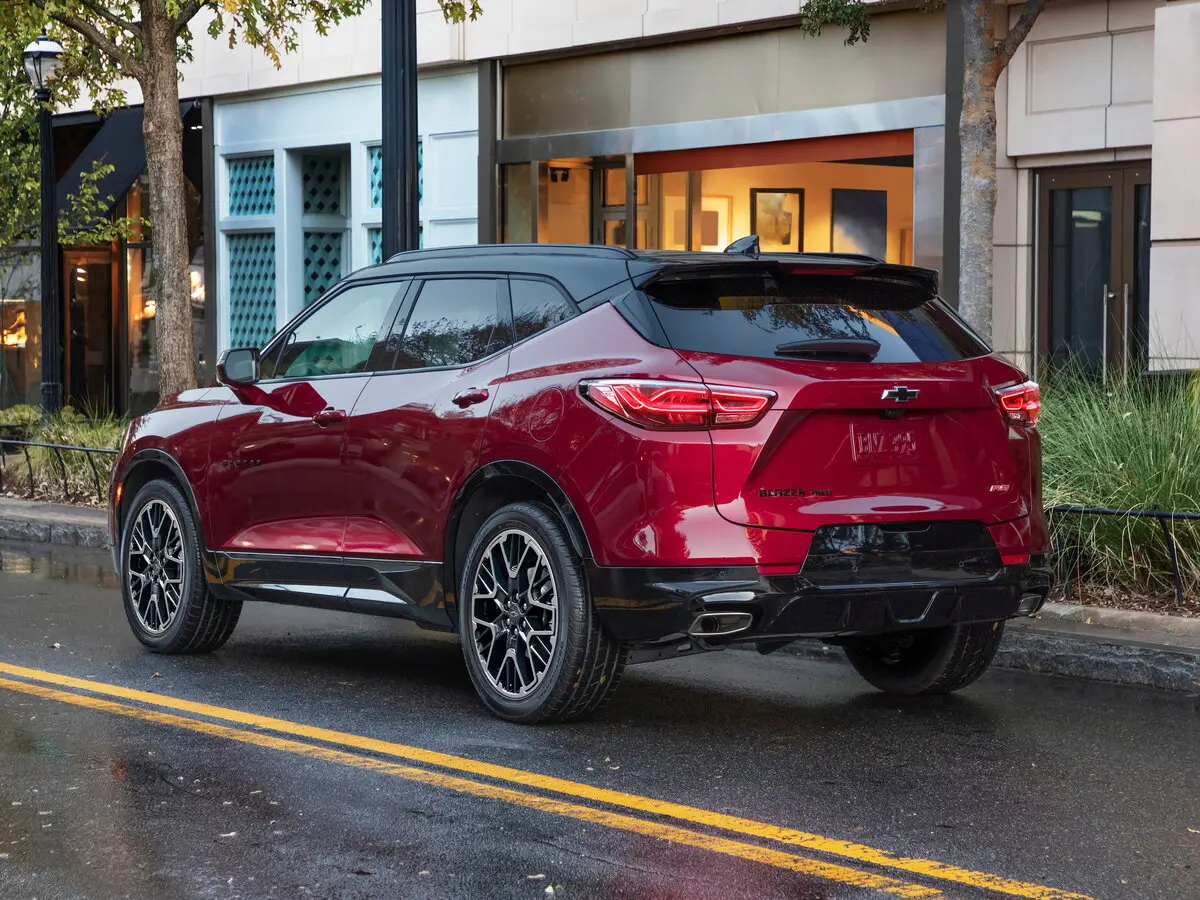 Chevrolet Blazer III Рестайлинг Внедорожник 5 дв. — 照片 3