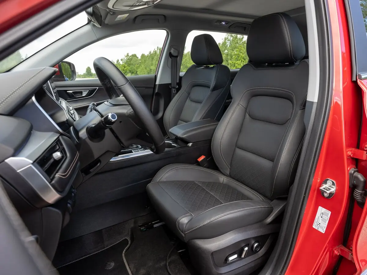Chery Tiggo 8 I Рестайлинг Внедорожник 5 дв. — сүрөт 23