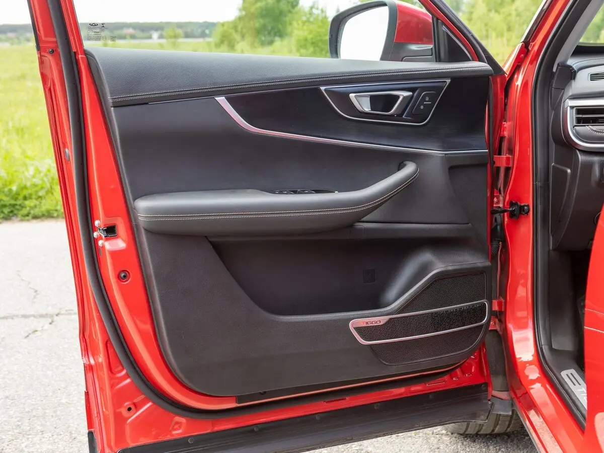 Chery Tiggo 8 I Рестайлинг Внедорожник 5 дв. — сүрөт 28