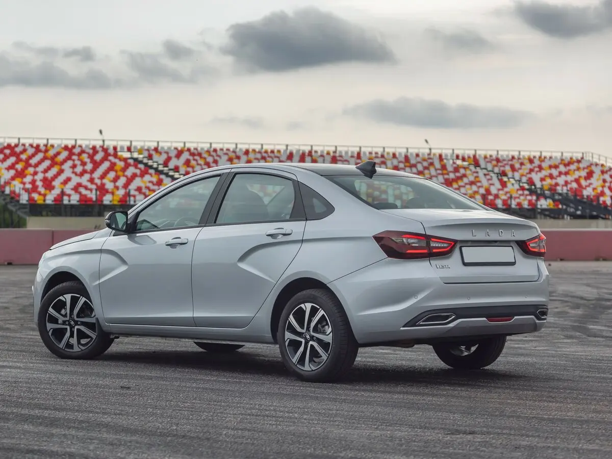 Lada (ВАЗ) Vesta I Рестайлинг (NG) Седан — сүрөт 3