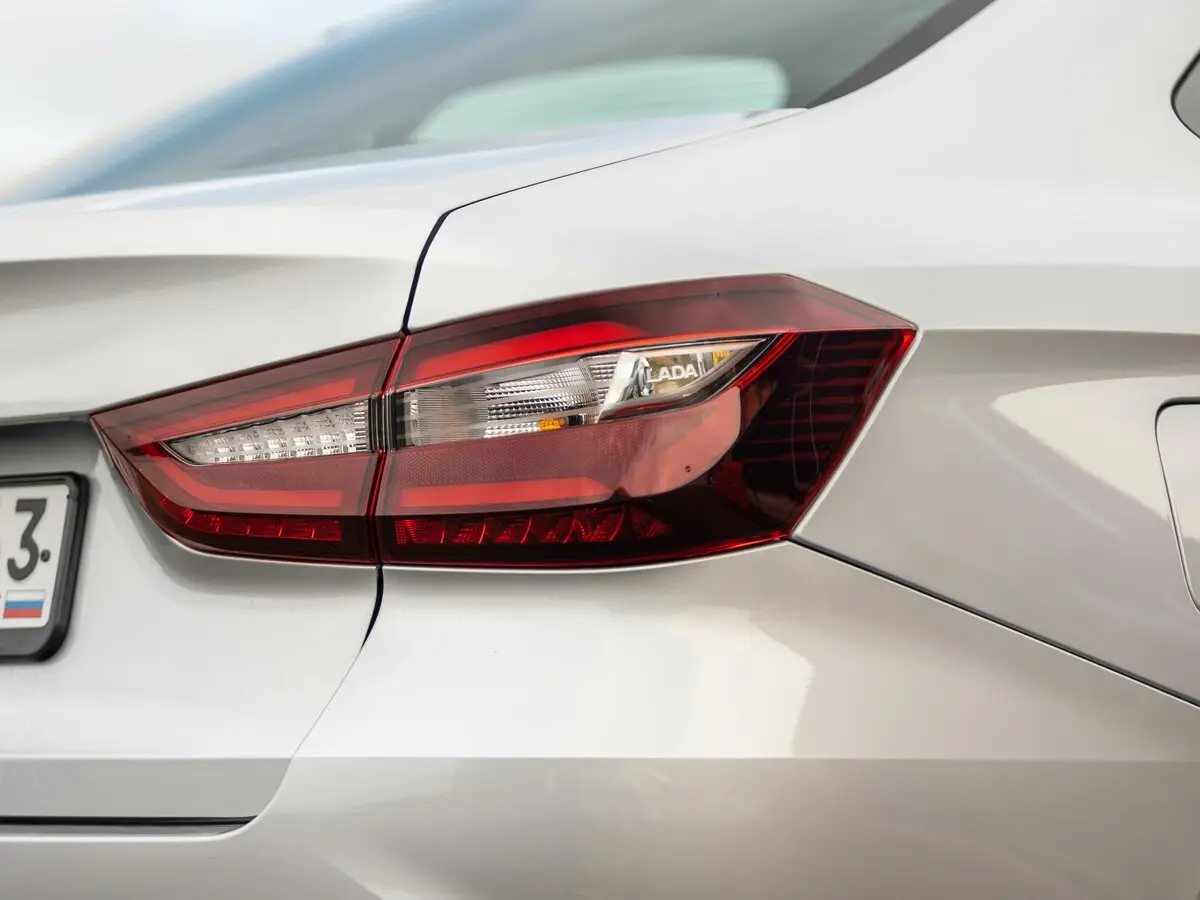 Lada (ВАЗ) Vesta I Рестайлинг (NG) Седан — сүрөт 15