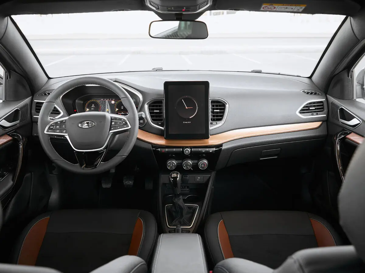 Lada (ВАЗ) Vesta I Рестайлинг (NG) Универсал 5 дв. SW Cross — сүрөт 4