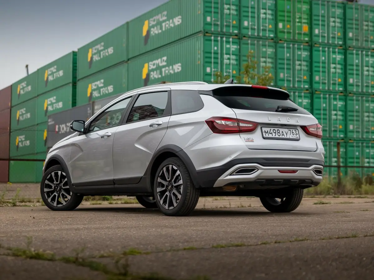 Lada (ВАЗ) Vesta I Рестайлинг (NG) Универсал 5 дв. SW Cross — сүрөт 13