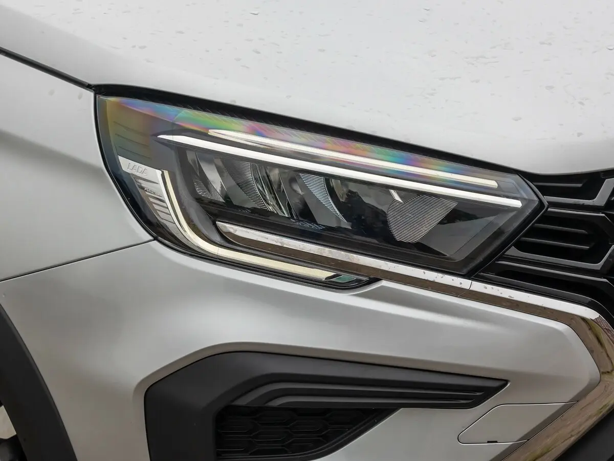 Lada (ВАЗ) Vesta I Рестайлинг (NG) Универсал 5 дв. SW Cross — сүрөт 21