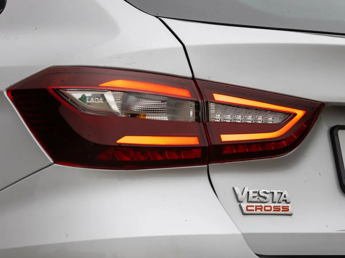 Lada (ВАЗ) Vesta I Рестайлинг (NG) Универсал 5 дв. SW Cross — сүрөт 22