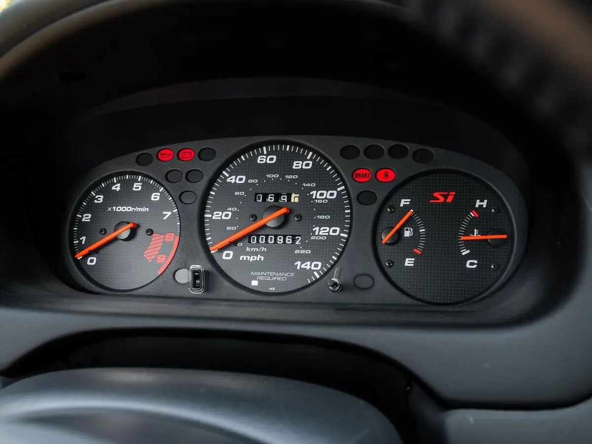Honda Civic VI Рестайлинг Купе — фото 8