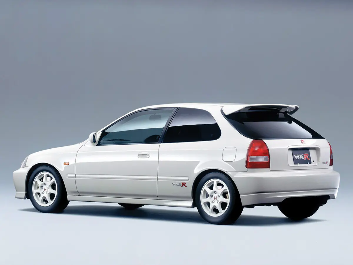 Honda Civic VI Рестайлинг Хэтчбек 3 дв. — фото 4