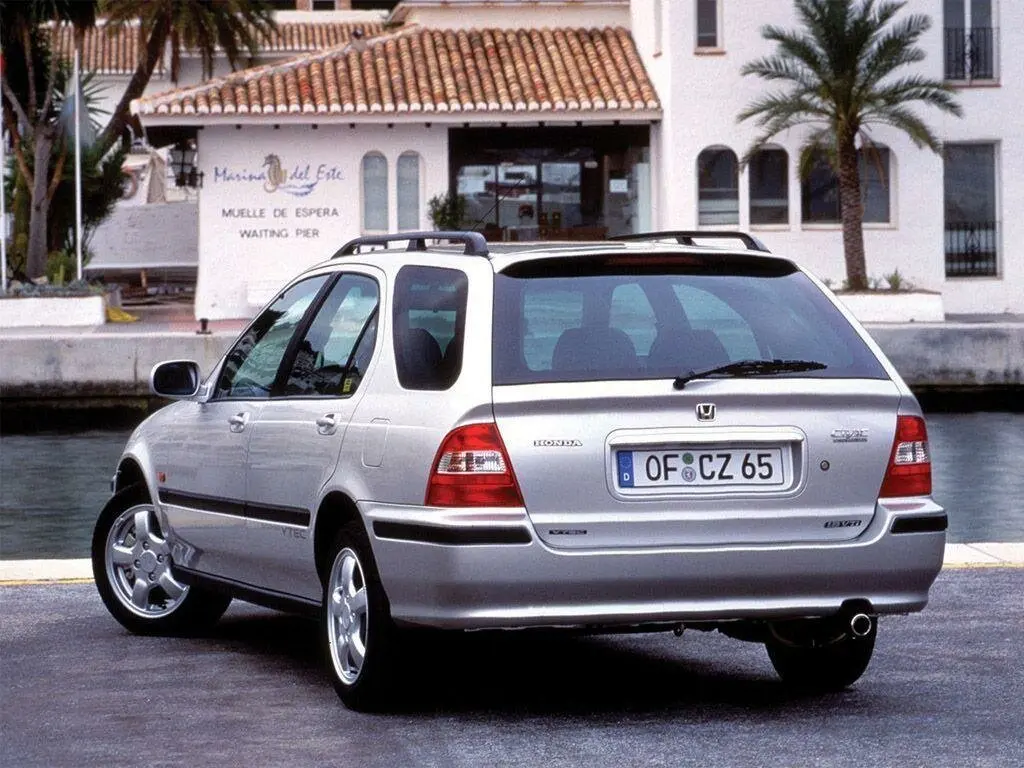 Honda Civic VI Рестайлинг Универсал 5 дв. — фото 4