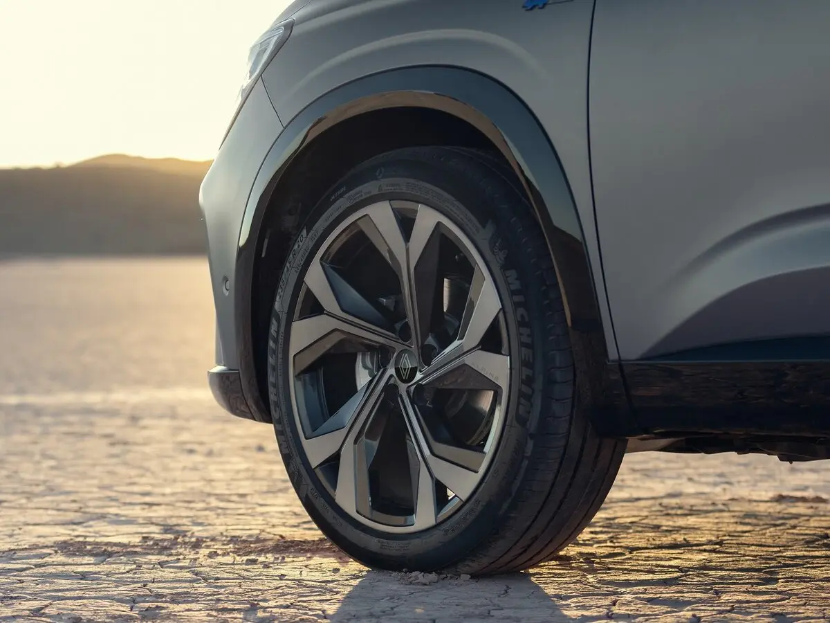 Renault Austral 2022 – 2025 Внедорожник 5 дв. — сүрөт 12