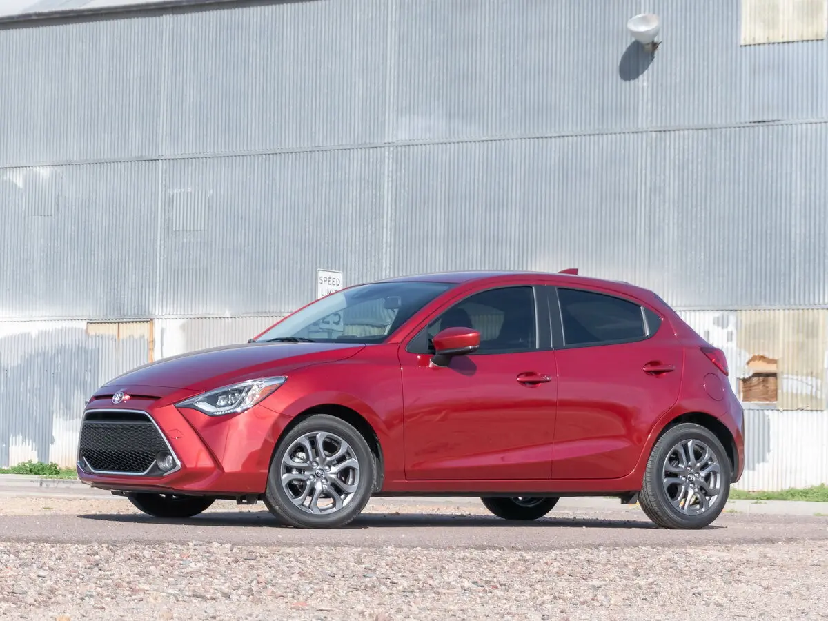 Toyota Yaris DJ/DL Хэтчбек 5 дв. — сүрөт 2