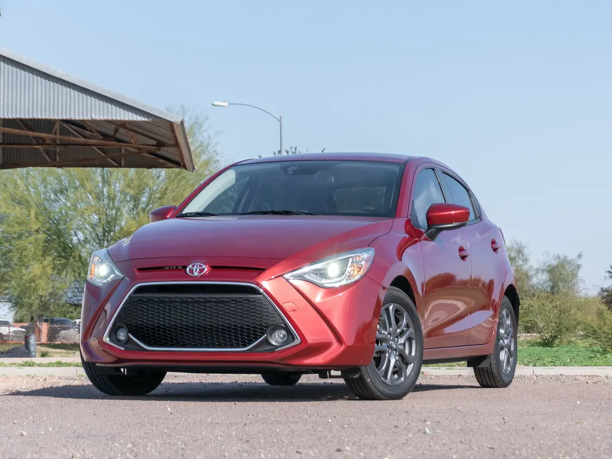Toyota Yaris DJ/DL Хэтчбек 5 дв. — сүрөт 3