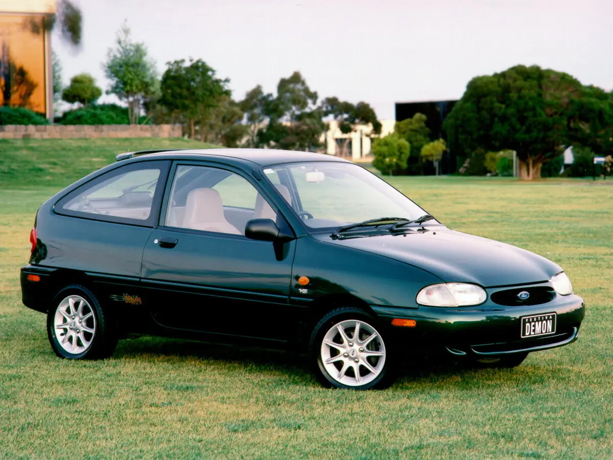 Ford Festiva II Хэтчбек 3 дв.