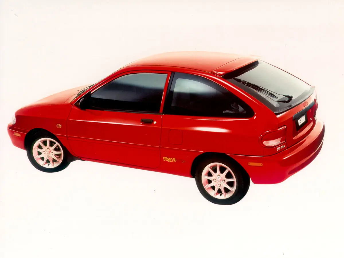Ford Festiva II Хэтчбек 3 дв. — сүрөт 2