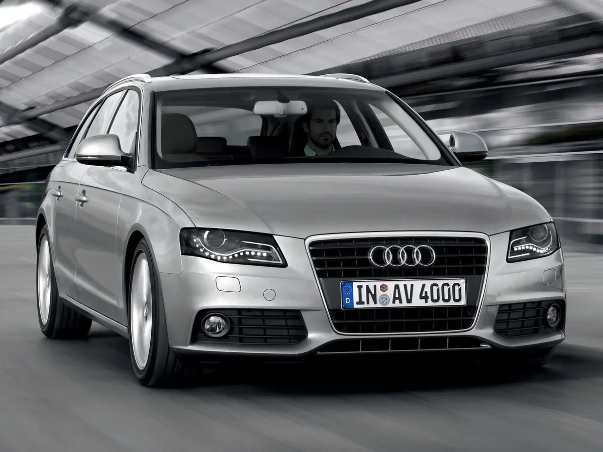 Audi A4 IV (B8) Универсал 5 дв. — 照片 3