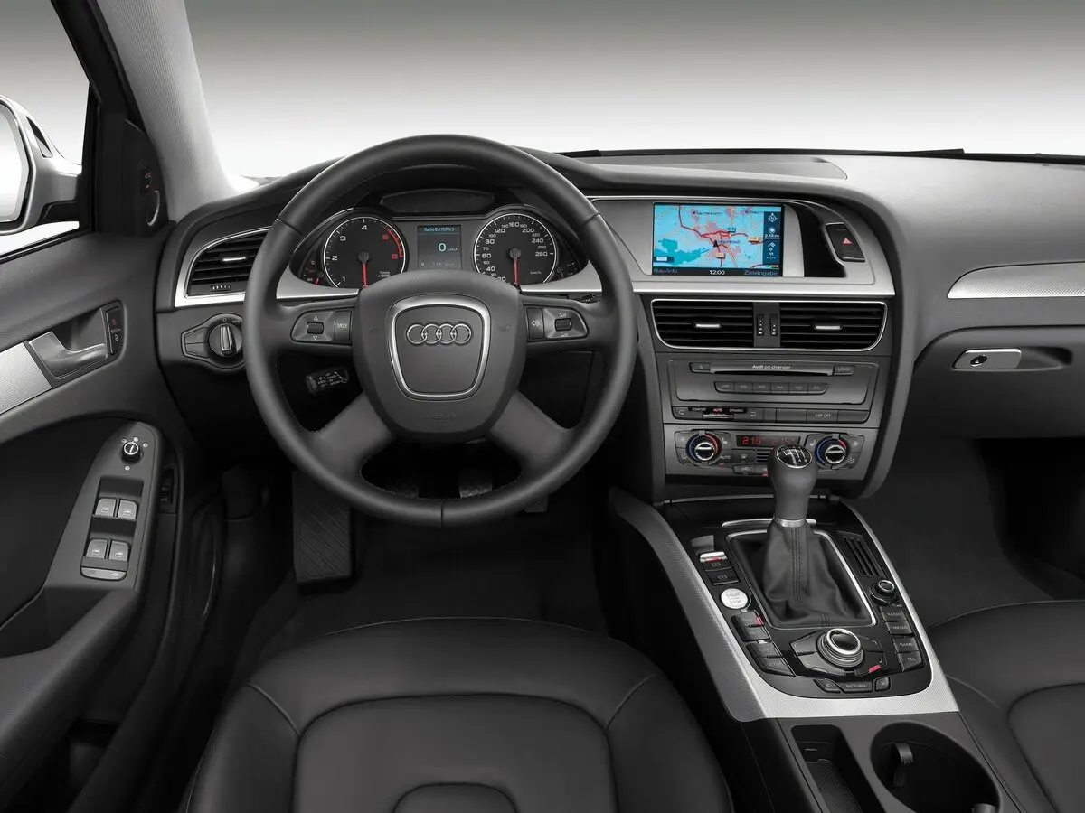 Audi A4 IV (B8) Универсал 5 дв. — 照片 6