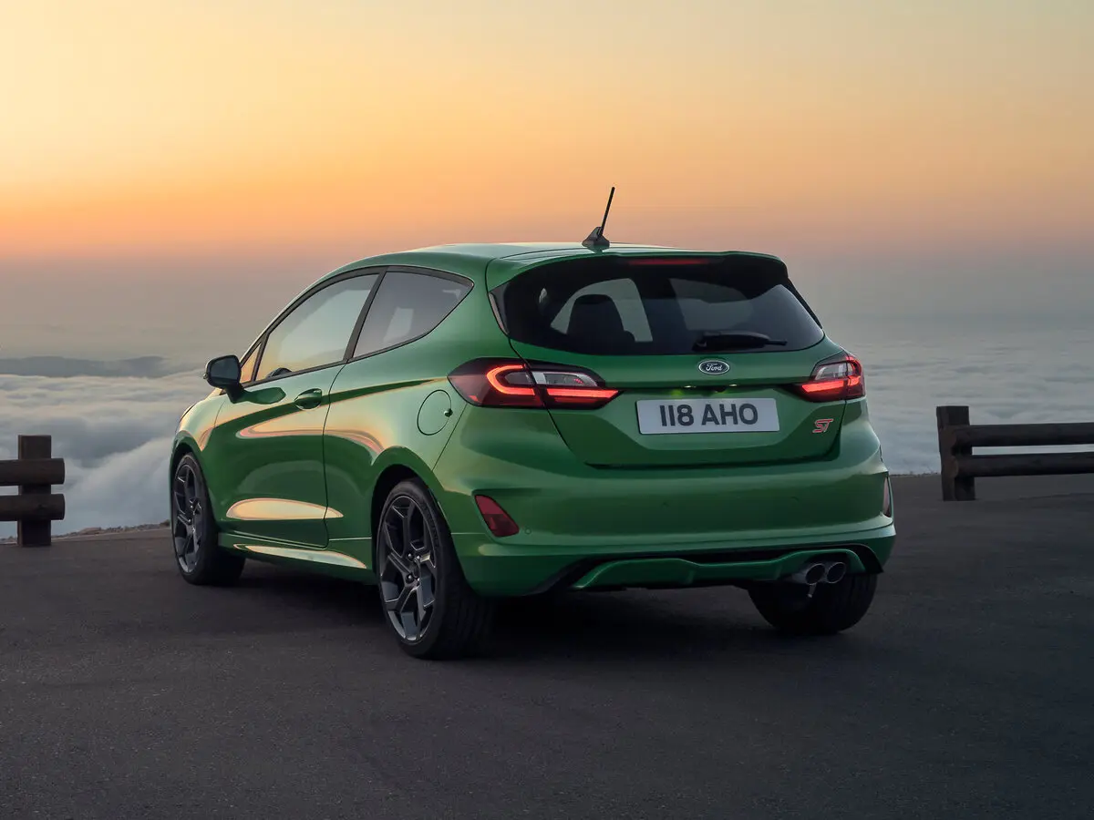Ford Fiesta ST VII Рестайлинг Хэтчбек 3 дв. — сүрөт 3