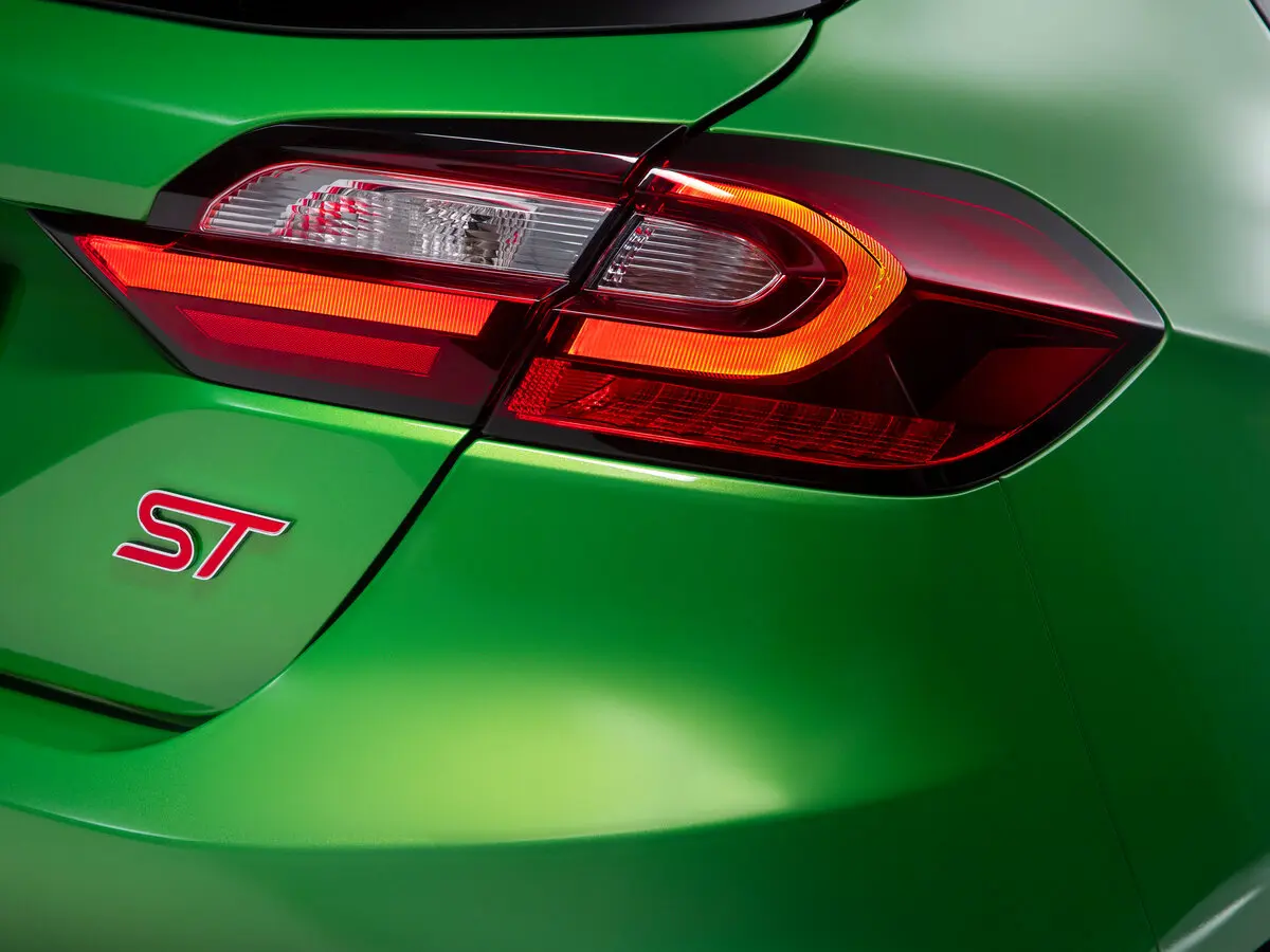 Ford Fiesta ST VII Рестайлинг Хэтчбек 3 дв. — сүрөт 7