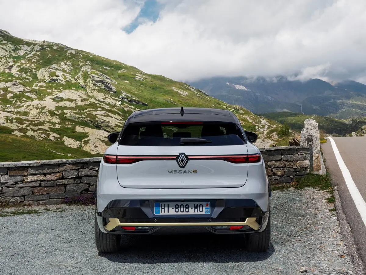 Renault Megane E-Tech I Внедорожник 5 дв. — сүрөт 4
