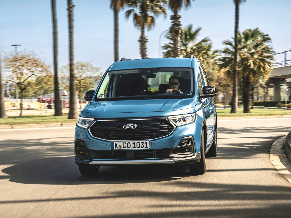 Ford Tourneo Connect III Компактвэн — фото 3