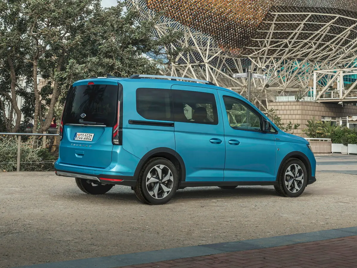 Ford Tourneo Connect III Компактвэн — сүрөт 5