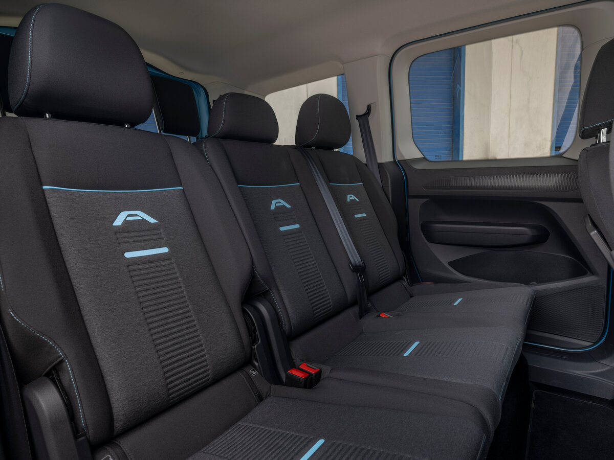 Ford Tourneo Connect III Компактвэн — фото 10